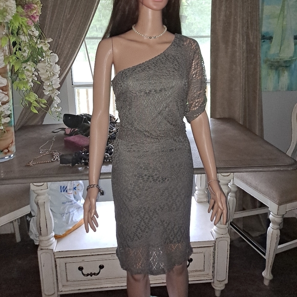 London Times dress, size 4 - Picture 7 of 8